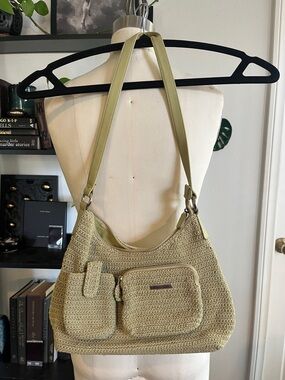 Woven Shoulder Bag in Light Olive Worthington Vintage y2k, amaz condition